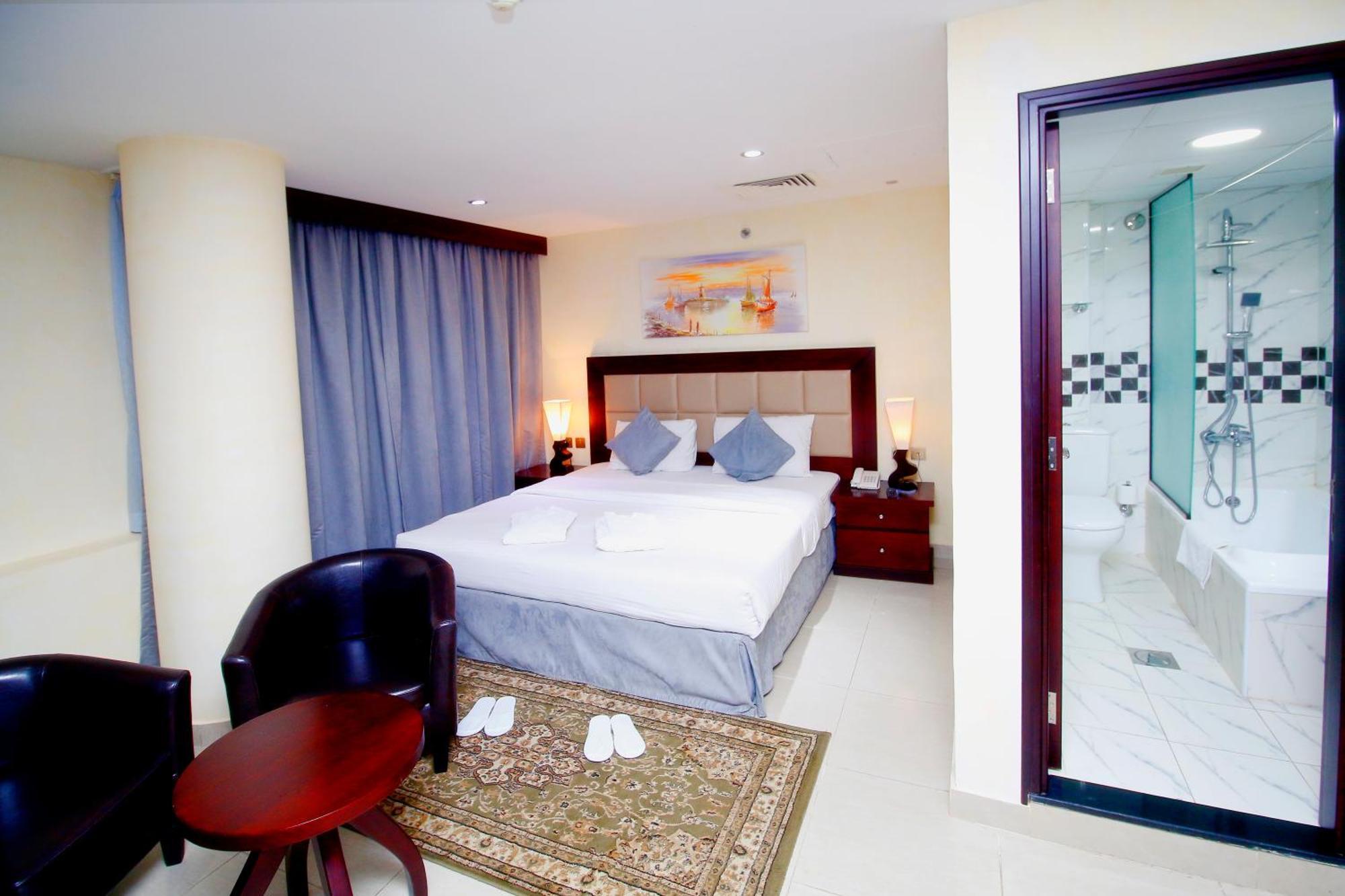 Deluxe Double or Twin Room